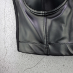 Black Corset in PU Leather – Clubwear Style Crop Top with Midriff Cut Out