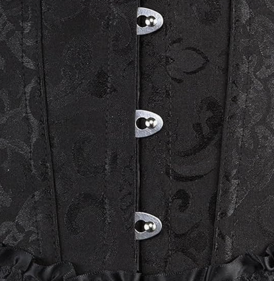 5 2 From stitch to decade of companionship: the beauty of time at Corset