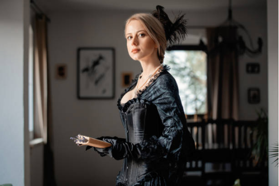 Material and Structure Analysis of Black Corset: An In-Depth Look from Fabric to Skeleton 2 Black Corset for Bridal and Boudoir